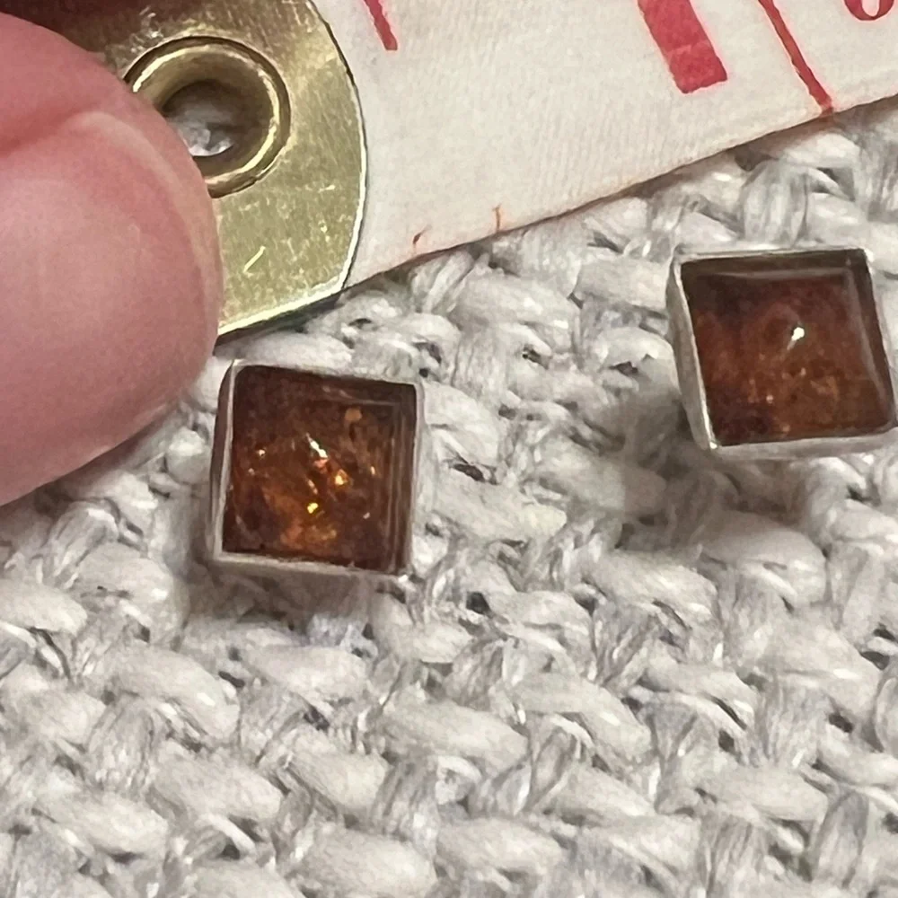 Sterling silver Amber earrings made in Mexico - Picture 7 of 10